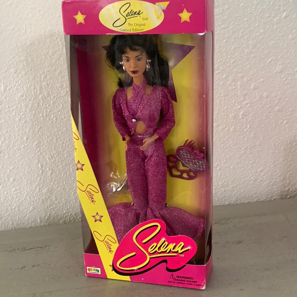 🎵 Selena Doll- ARM Enterprise 1995.  Sold out concert in  Houston Astro dome